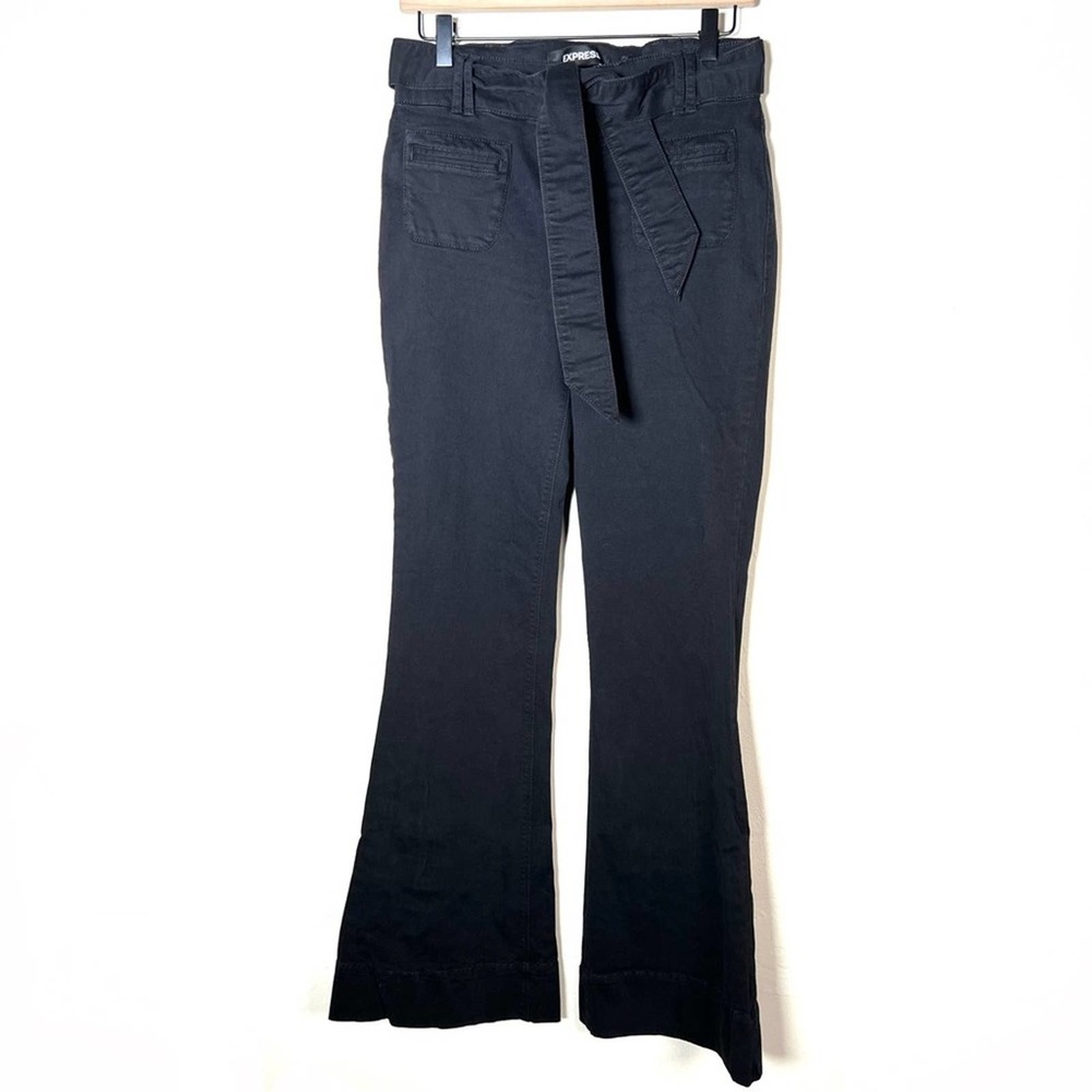 Express black high rise flared leg casual chino pants size 6 B84